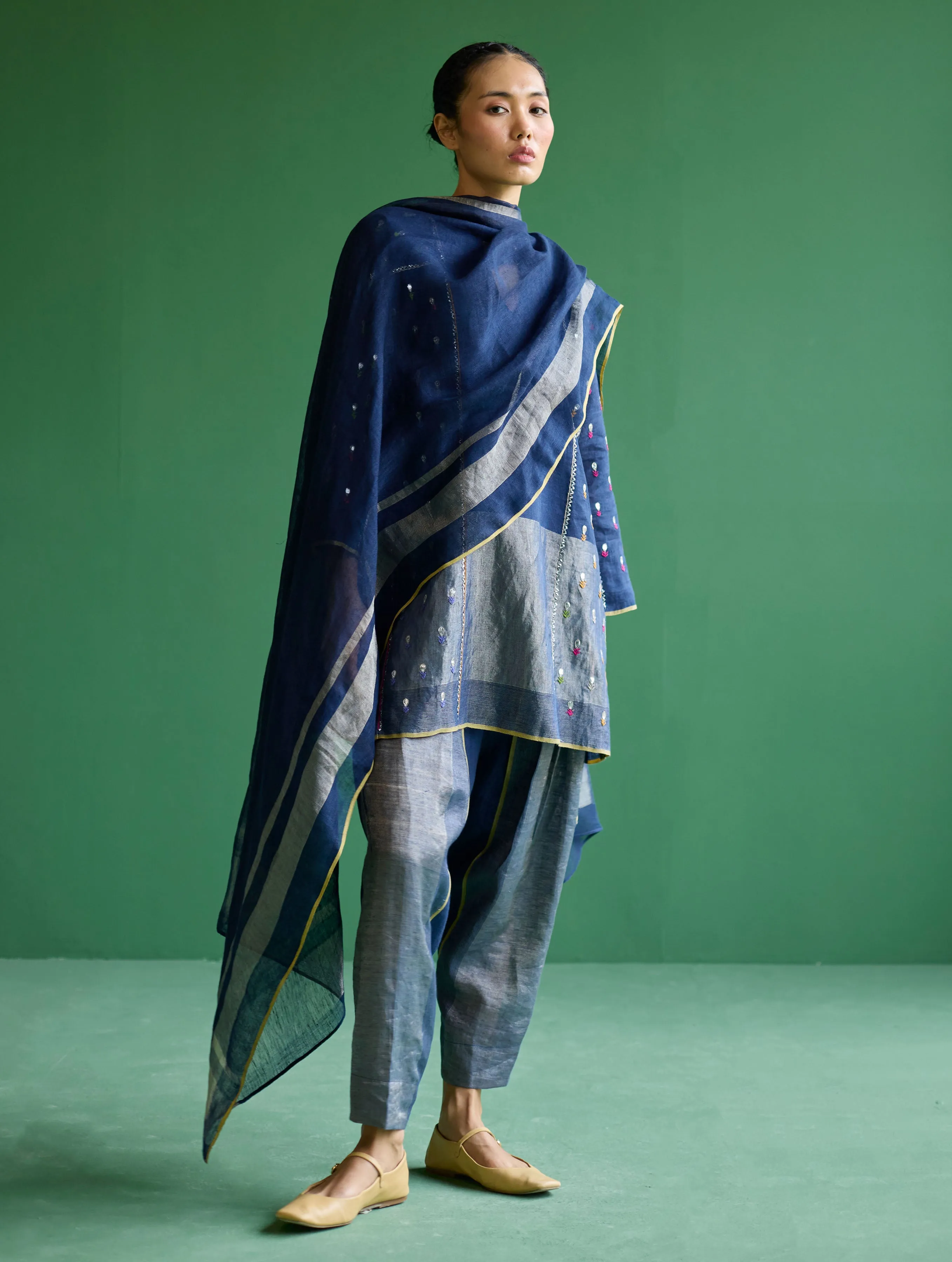 Ennya Hand-Embroidered Kurta Set - Navy