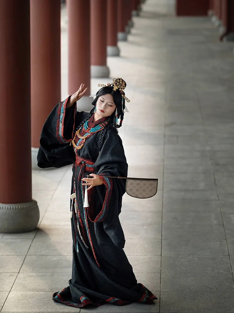 Historically Accurate Han Dynasty Hanfu, Straight Hem Robe, Moment 须臾